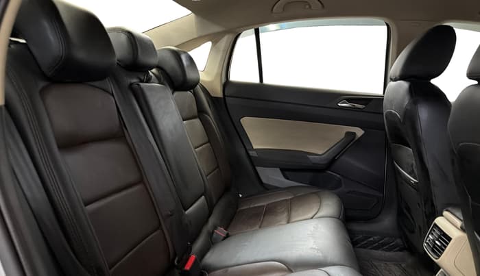 2022 Skoda SLAVIA AMBITION 1.0L TSI MT, Petrol, Manual, 35,731 km, Right Side Rear Door Cabin