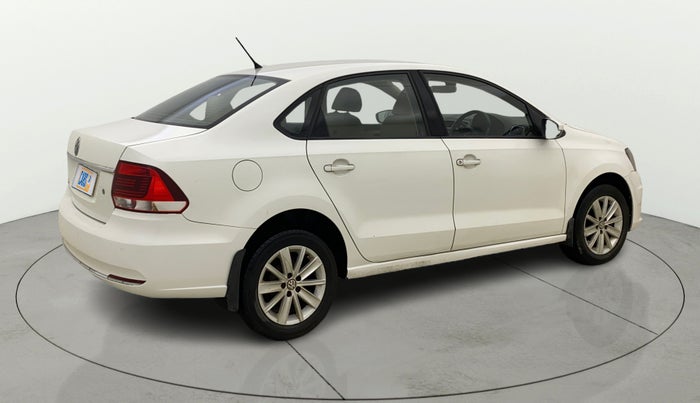 2016 Volkswagen Vento HIGHLINE 1.6 MPI, Petrol, Manual, 72,000 km, Right Back Diagonal