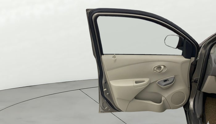 2016 Datsun Go Plus T, Petrol, Manual, 74,805 km, LHS Front Door