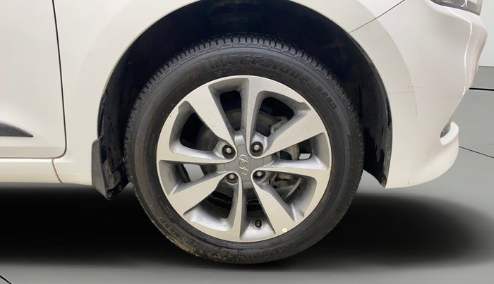 2017 Hyundai Elite i20 ASTA 1.2 (O), Petrol, Manual, 33,644 km, Right Front Wheel