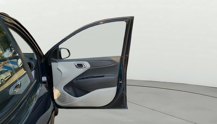 2021 Hyundai GRAND I10 NIOS SPORTZ AMT 1.2 KAPPA VTVT, Petrol, Automatic, 30,399 km, RHS Front Door