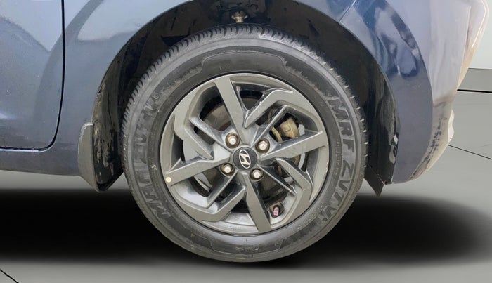 2020 Hyundai GRAND I10 NIOS SPORTZ AMT 1.2 KAPPA VTVT, Petrol, Automatic, 1,33,572 km, Right Front Wheel