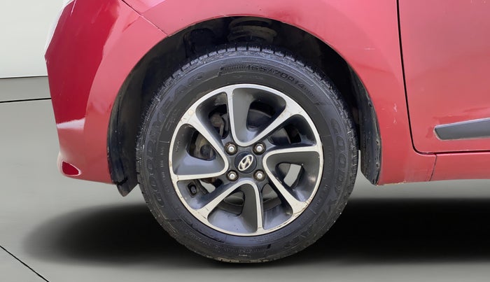 2017 Hyundai Grand i10 SPORTZ (O) AT 1.2 KAPPA VTVT, Petrol, Automatic, 69,552 km, Left Front Wheel