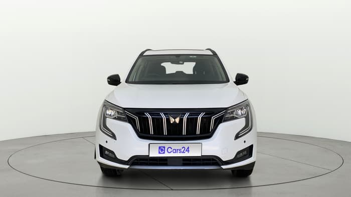 2022 Mahindra XUV700 AX 5 P AT 5 STR, Petrol, Automatic, 39,494 km, Front