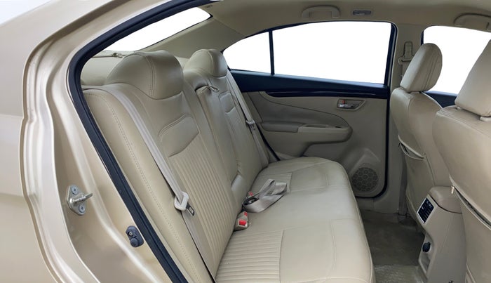 2015 Maruti Ciaz ZXI AT, Petrol, Automatic, 31,251 km, Right Side Rear Door Cabin