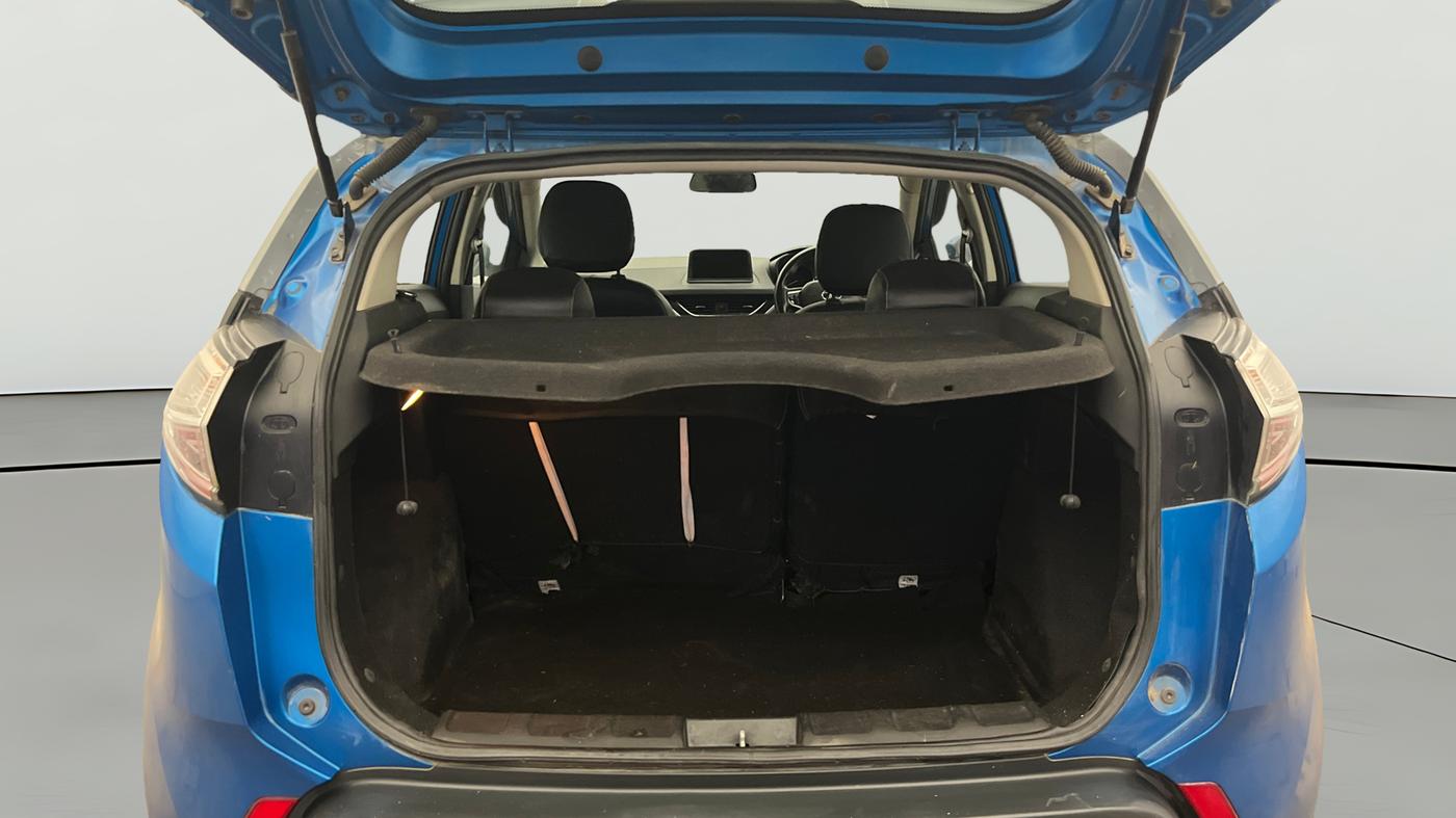 2018 Tata NEXON XZ PLUS PETROL DUAL TONE, Petrol, Manual, 39,979 km, Boot Open Zoomed View