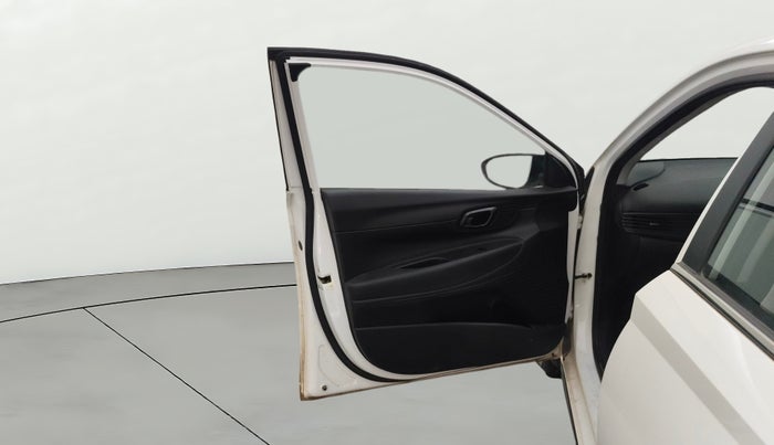 2022 Hyundai NEW I20 SPORTZ 1.2 MT, Petrol, Manual, 46,902 km, LHS Front Door