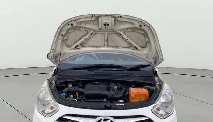 2016 Hyundai i10 MAGNA 1.1, CNG, Manual, 1,31,580 km, Open Bonet