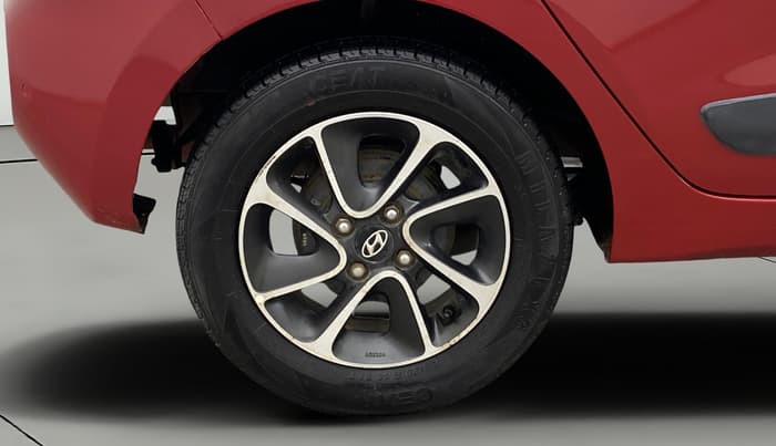 2017 Hyundai Grand i10 SPORTZ (O) AT 1.2 KAPPA VTVT, Petrol, Automatic, 61,109 km, Right Rear Wheel