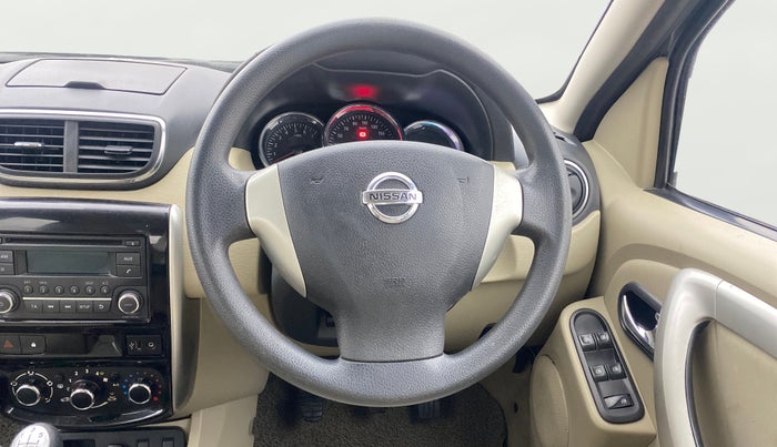 2016 Nissan Terrano XL (P), Petrol, Manual, 83,888 km, Steering Wheel Close Up