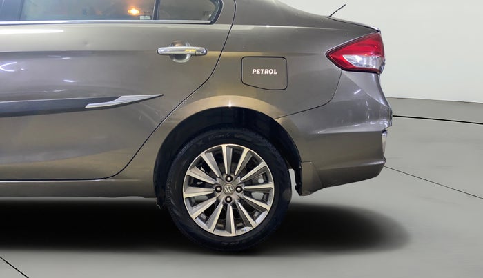 2018 Maruti Ciaz ALPHA  AT 1.5 SHVS PETROL, Petrol, Automatic, 91,756 km, Left Rear Wheel
