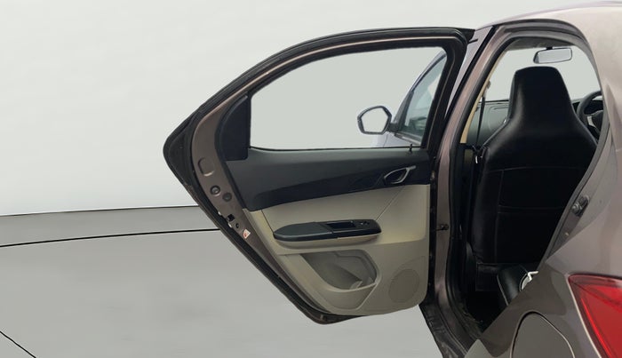 2016 Tata Tiago XT PETROL, Petrol, Manual, 71,957 km, LHS Rear Door