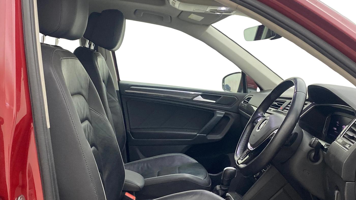 2020 Volkswagen TIGUAN ALL SPACE 2.0 TSI, Petrol, Automatic, 57,027 km, Right Side Front Door Cabin