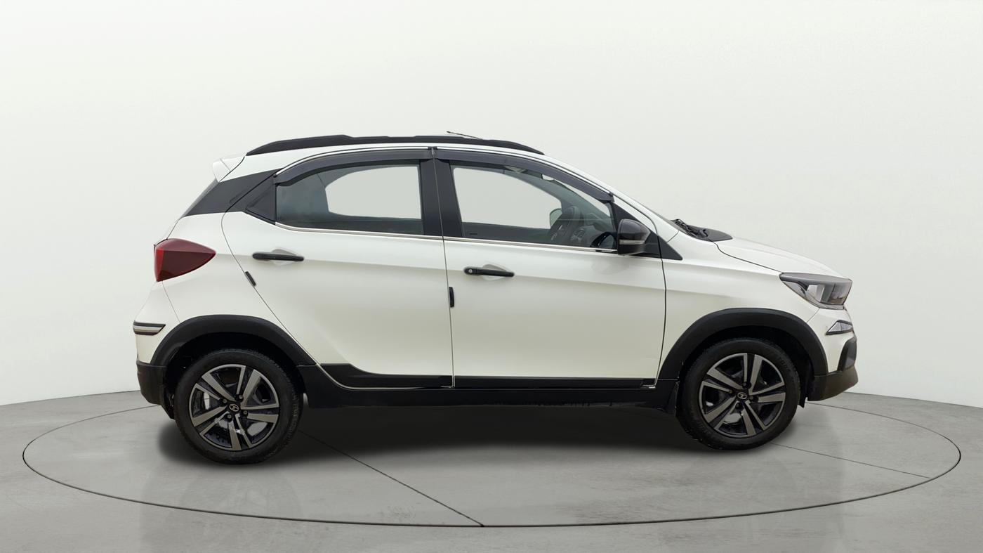 2023 Tata TIAGO NRG XZ MT, Petrol, Manual, 14,397 km, Right Side View