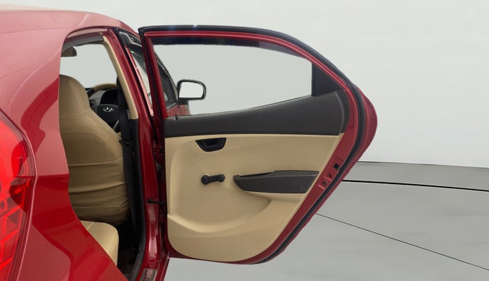 2017 Hyundai Eon MAGNA + AIRBAG, Petrol, Manual, 21,721 km, RHS Rear Door