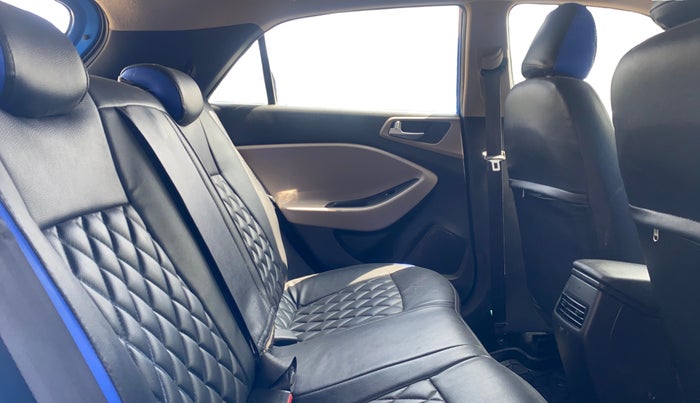 2019 Hyundai Elite i20 ASTA (O) CVT, Petrol, Automatic, 40,041 km, Right Side Rear Door Cabin