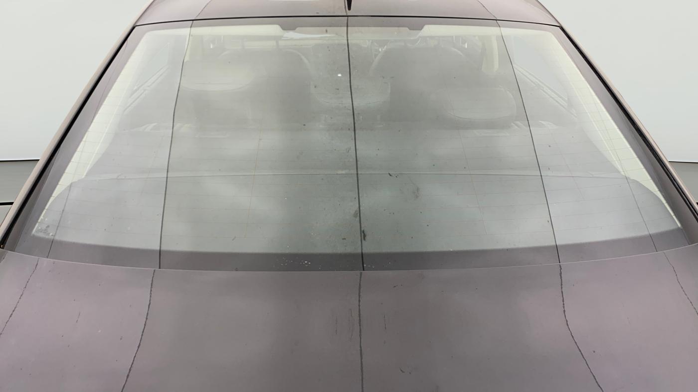 2018 Volkswagen Passat HIGHLINE DSG, Diesel, Automatic, 1,08,680 km, Rear Windshield