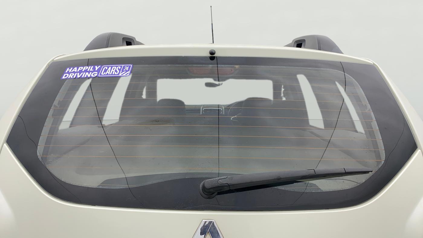 2021 Renault Duster RXZ 1.3 TURBO PETROL CVT, Petrol, Automatic, 49,438 km, Rear Windshield