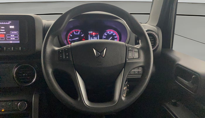 2024 Mahindra Thar LX PETROL HT 4WD AT, Petrol, Automatic, 9,543 km, Steering Wheel Close Up