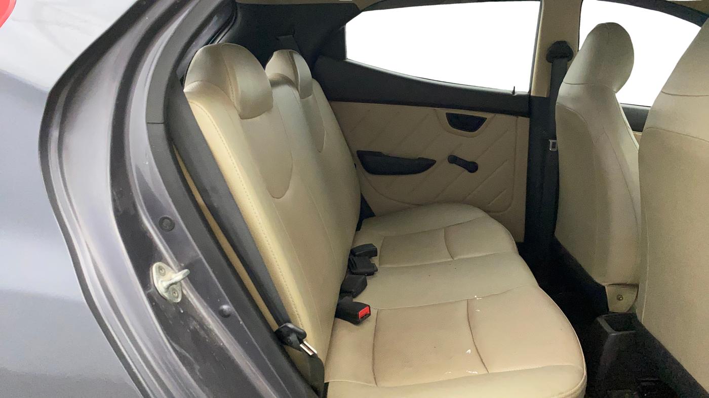 2018 Hyundai Eon ERA +, Petrol, Manual, 52,744 km, Right Side Rear Door Cabin