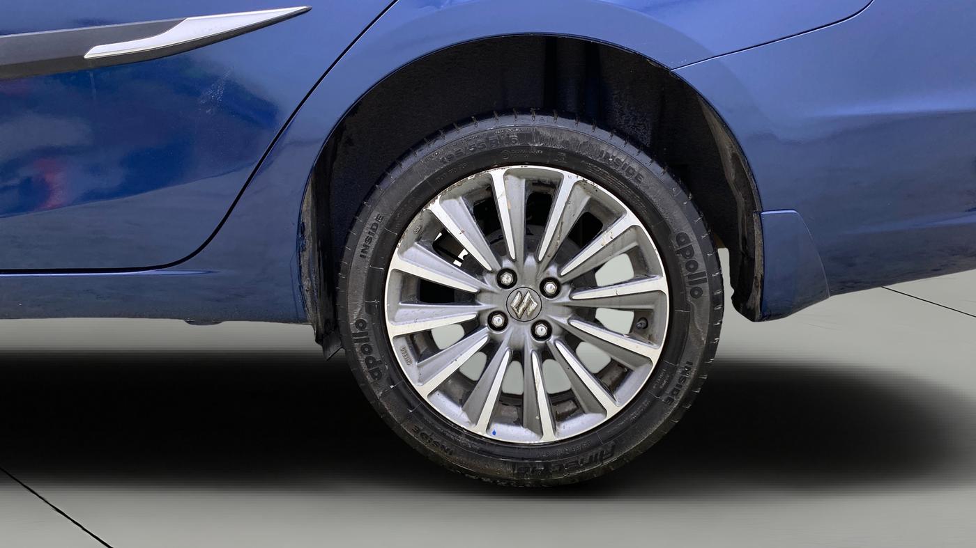 2018 Maruti Ciaz ALPHA  AT 1.5 SHVS PETROL, Petrol, Automatic, 64,071 km, Left Rear Wheel