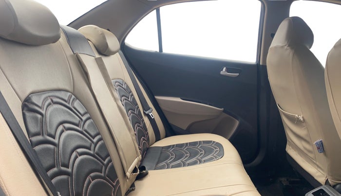 2014 Hyundai Xcent SX AT 1.2 (O), Petrol, Automatic, 66,135 km, Right Side Rear Door Cabin