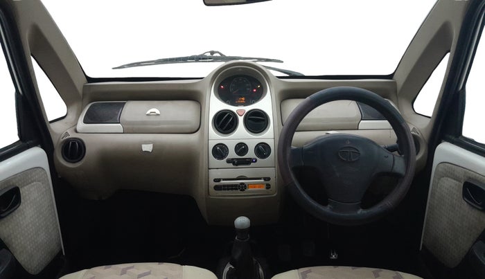 2014 Tata Nano TWIST XT, Petrol, Manual, 1,31,835 km, Dashboard