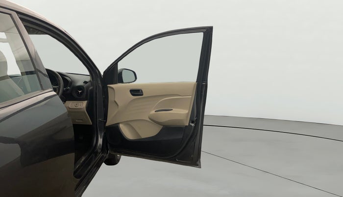 2022 Hyundai NEW SANTRO SPORTZ MT, Petrol, Manual, 23,104 km, RHS Front Door