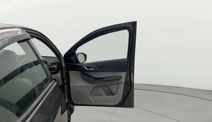 2020 Tata Tiago XZA PLUS PETROL, Petrol, Automatic, 57,432 km, RHS Front Door