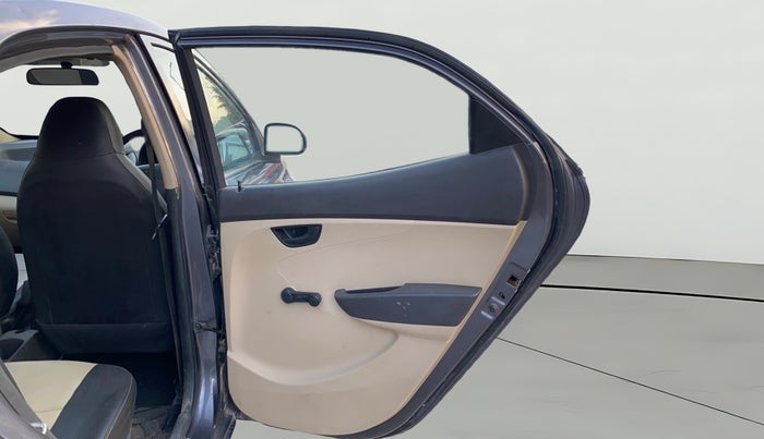 2014 Hyundai Eon ERA +, Petrol, Manual, 17,518 km, RHS Rear Door