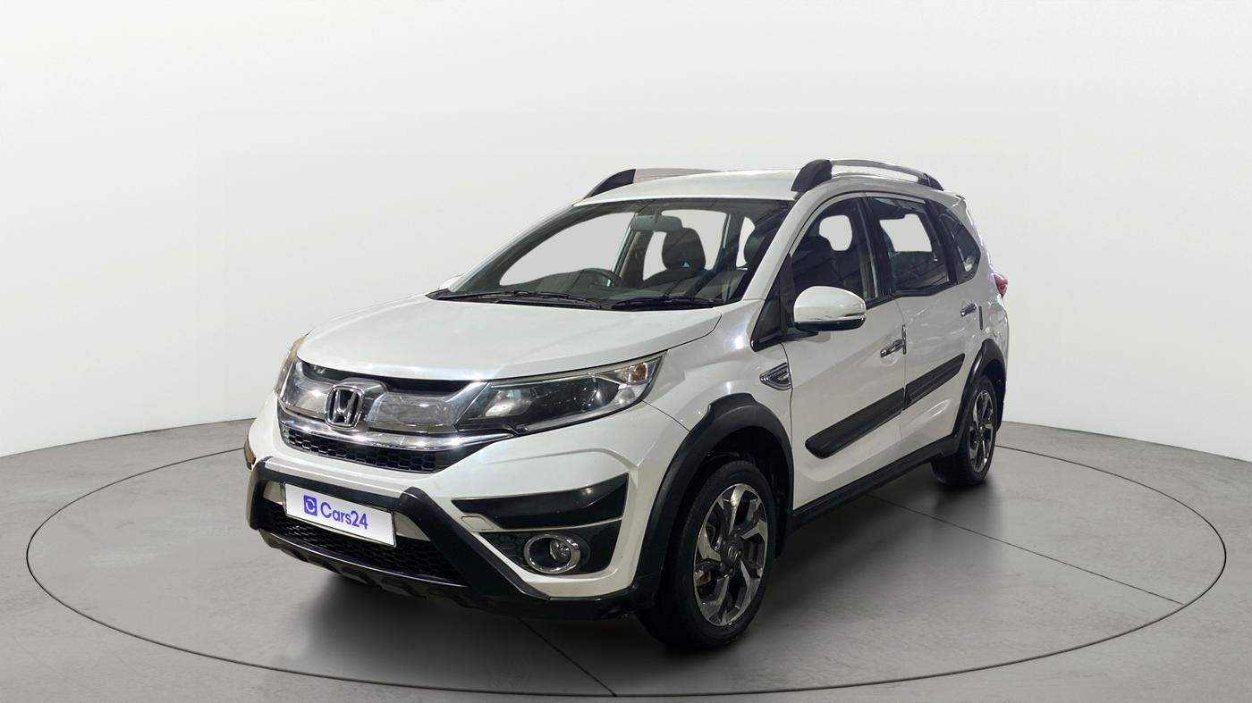 2017 Honda BR-V 1.5L I-VTEC V, Petrol, Manual, 69,885 km, Left Front Diagonal