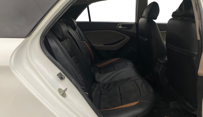 2019 Hyundai Elite i20 ASTA (O) CVT, Petrol, Automatic, 1,03,334 km, Right Side Rear Door Cabin