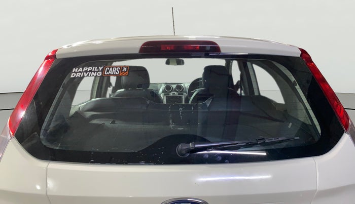 2015 Ford New Figo TITANIUM 1.2 PETROL MT, Petrol, Manual, 77,332 km, Rear Windshield