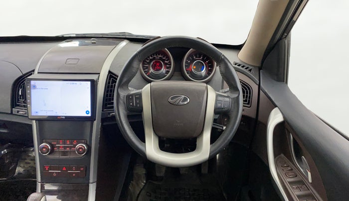 2014 Mahindra XUV500 W8, Diesel, Manual, 54,201 km, Steering Wheel Close Up