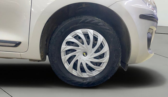 2024 Maruti Swift VXI CNG, CNG, Manual, 11,703 km, Right Front Wheel