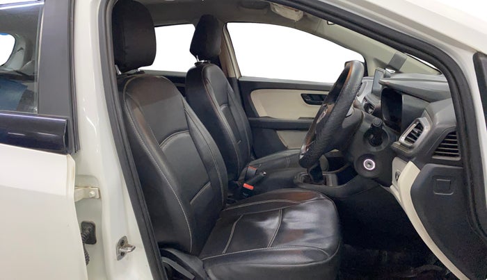 2021 Tata ALTROZ XM PLUS PETROL, CNG, Manual, 28,926 km, Right Side Front Door Cabin