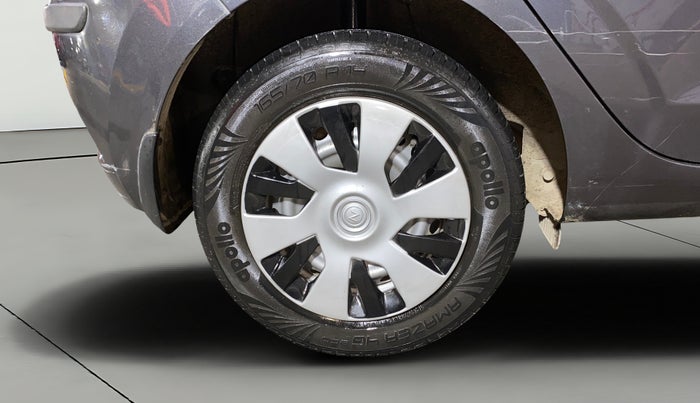 2022 Hyundai GRAND I10 NIOS ERA 1.2 KAPPA VTVT, Petrol, Manual, 11,002 km, Right Rear Wheel