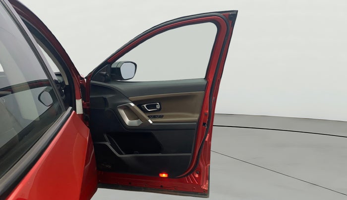 2020 Tata Harrier XZA 2.0L, Diesel, Automatic, 96,405 km, RHS Front Door