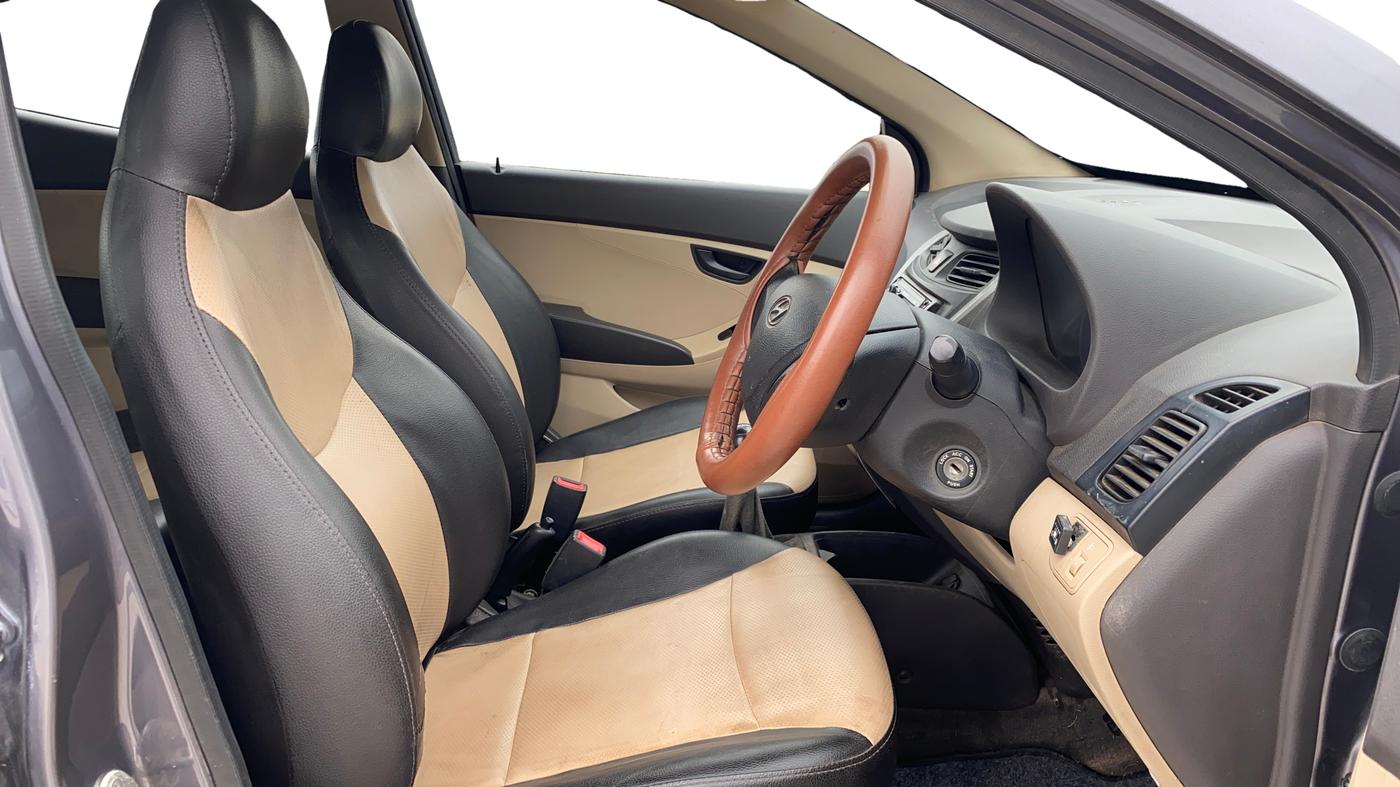 2015 Hyundai Eon ERA +, CNG, Manual, 90,881 km, Right Side Front Door Cabin