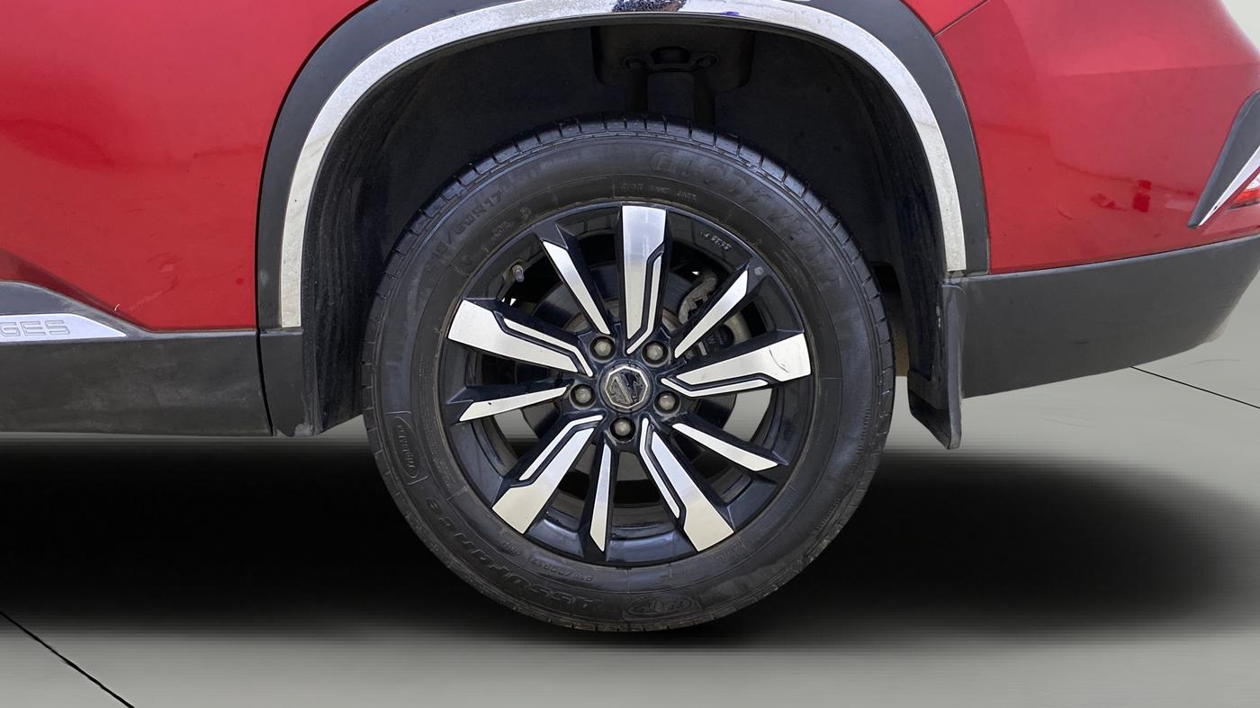 2020 MG HECTOR PLUS SHARP 1.5 PETROL TURBO DCT 6-STR, Petrol, Automatic, 25,111 km, Left Rear Wheel