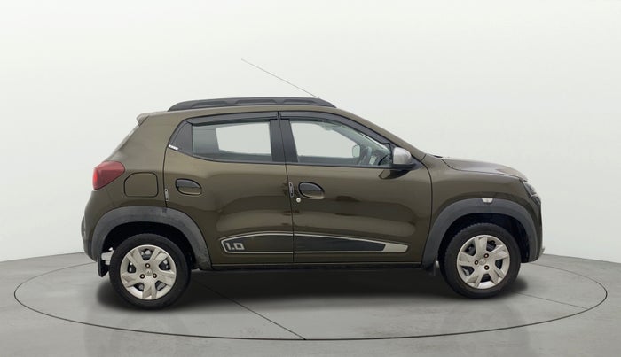 2020 Renault Kwid RXT 1.0 (O), Petrol, Manual, 22,444 km, Right Side View