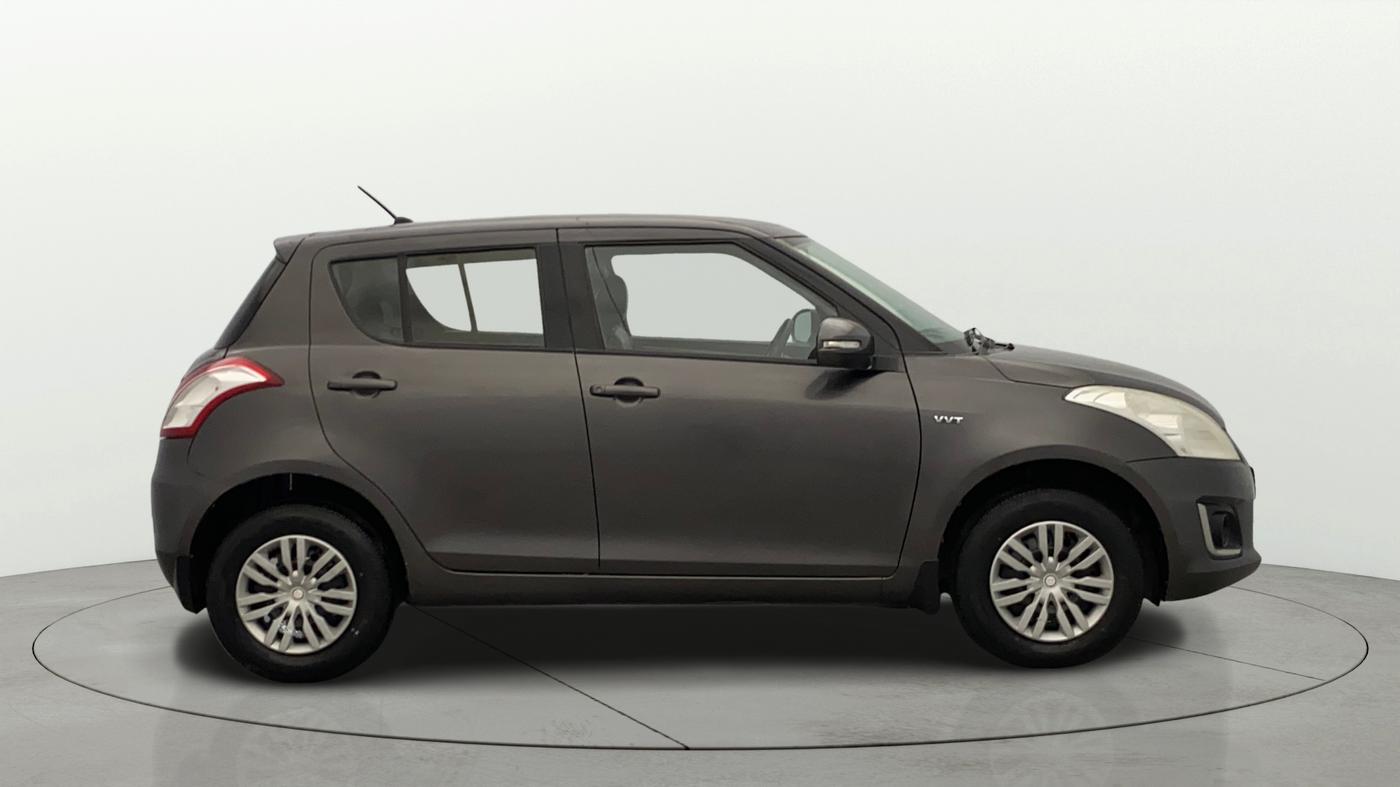 2016 Maruti Swift VXI, Petrol, Manual, 18,932 km, Right Side View