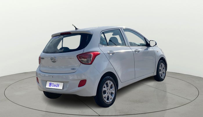 2014 Hyundai Grand i10 MAGNA 1.2 KAPPA VTVT, Petrol, Manual, 1,15,838 km, Right Back Diagonal