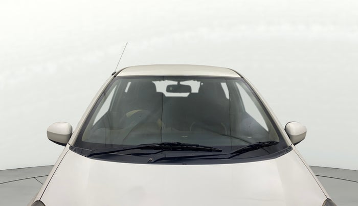 2013 Honda Brio VX MT, Petrol, Manual, 1,11,069 km, Front Windshield