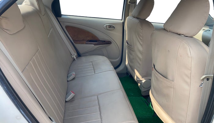 2014 Toyota Etios VD, Diesel, Manual, 25,949 km, Right Side Rear Door Cabin