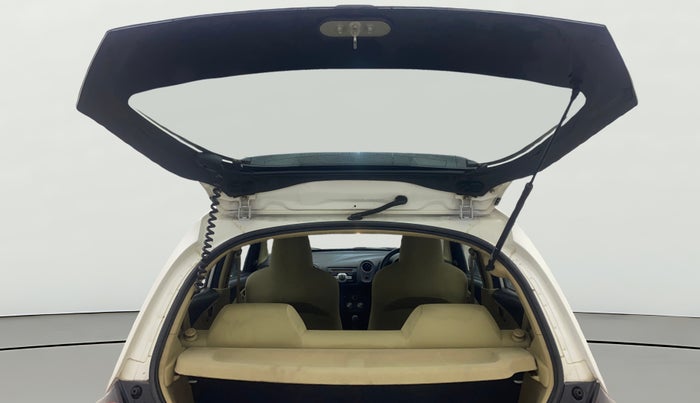 2015 Honda Brio VX AT, Petrol, Automatic, 1,01,243 km, Boot Door Open