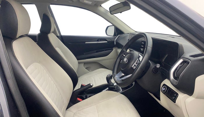 2020 KIA SONET HTX 1.0 IMT, Petrol, Manual, 48,037 km, Right Side Front Door Cabin