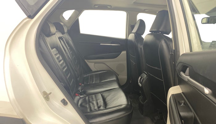 2021 KIA SONET HTX 1.0 IMT, Petrol, Manual, 68,309 km, Right Side Rear Door Cabin