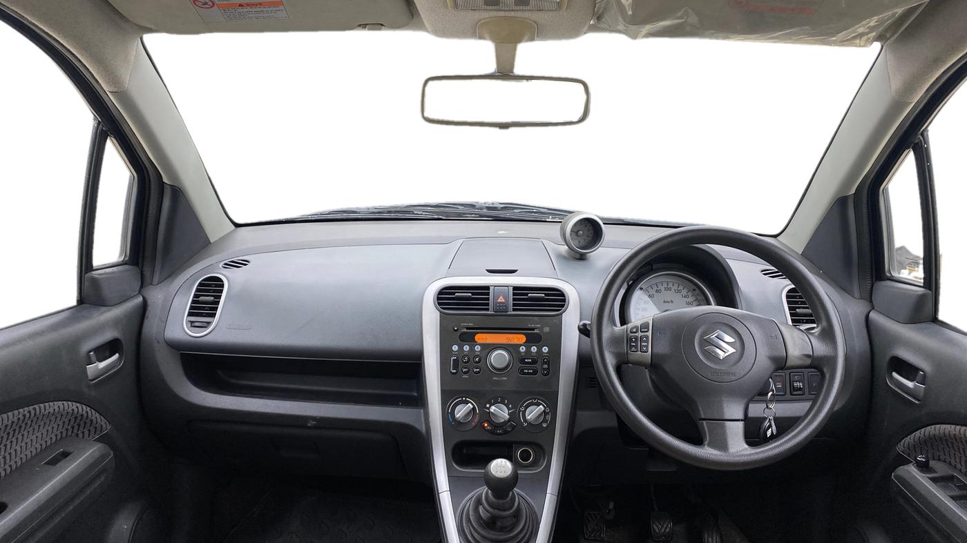 2014 Maruti Ritz ZXI, Petrol, Manual, 27,746 km, Dashboard