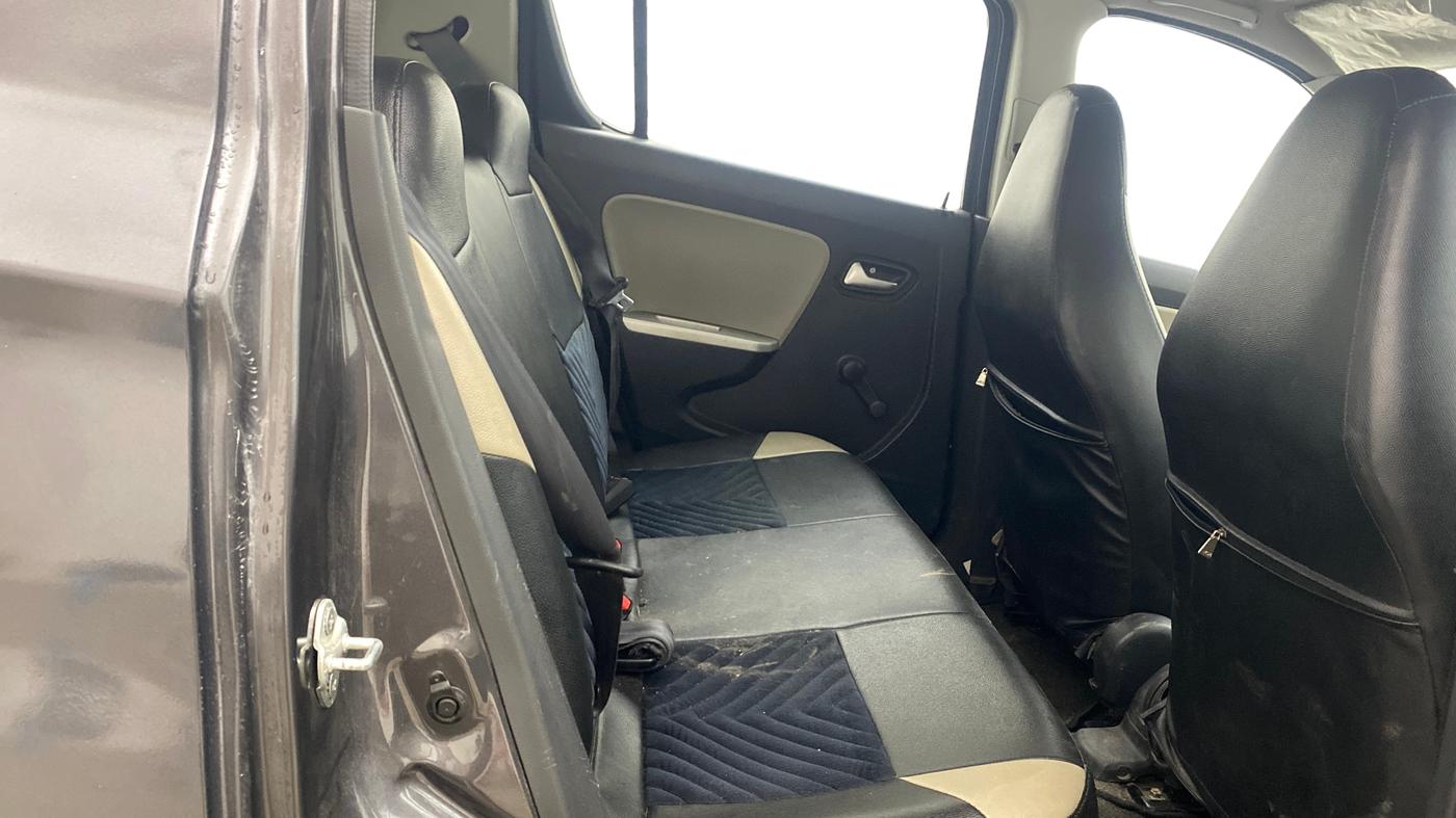 2017 Maruti Alto K10 VXI, Petrol, Manual, 22,958 km, Right Side Rear Door Cabin